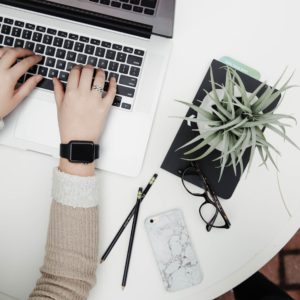 corinne-kutz-tMI2_-r5Nfo-unsplash corinne-kutz-tMI2_-r5Nfo-unsplash